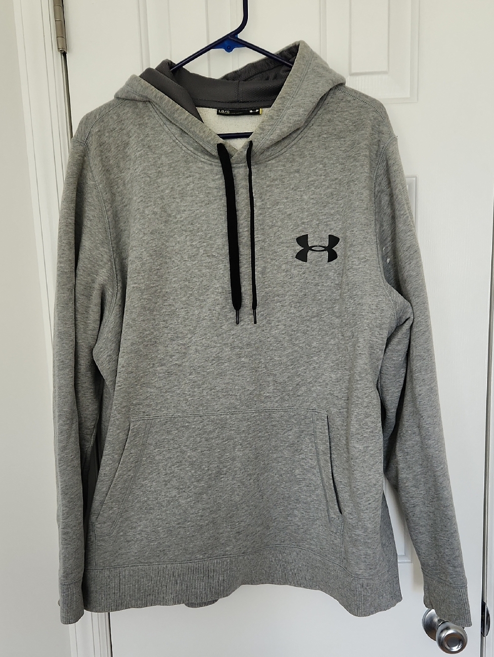 Under Armour Men's Gray Pullover Hoodie with Black Logo